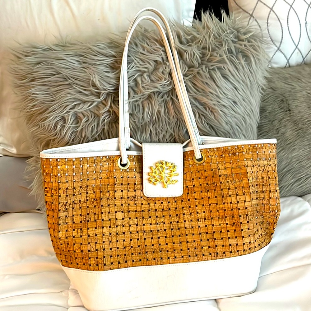 Mud Pie Cork Woven Gold coral clasp Large Beach bag 11" tall x 18.5" wide